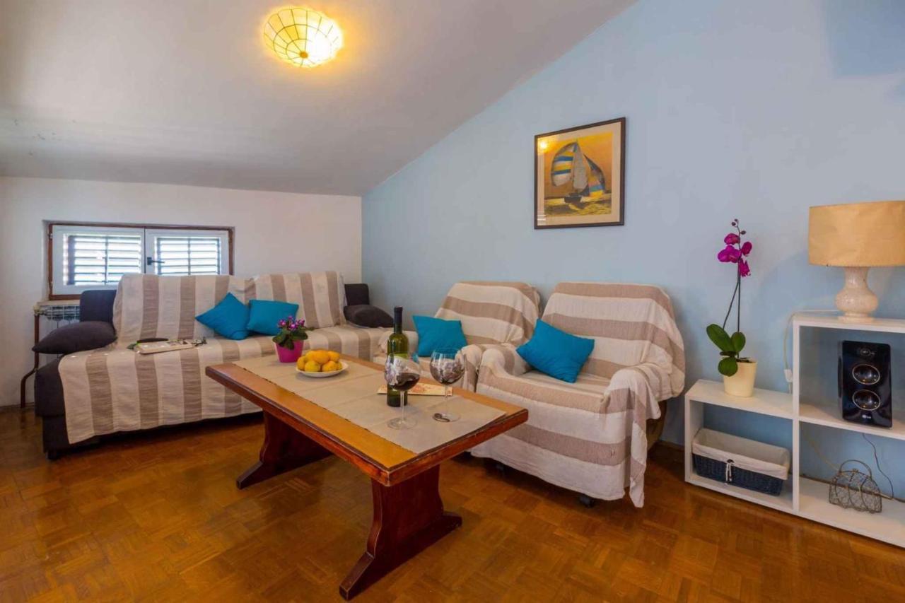 Apartment In Crikvenica 5600 Exterior photo